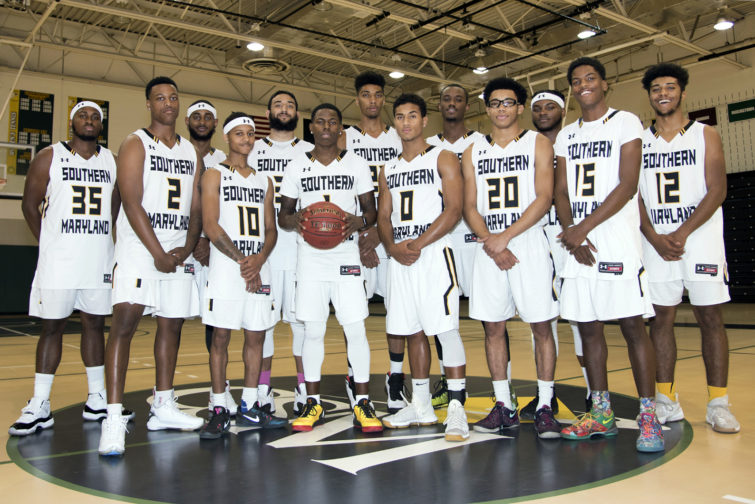 CSM Men’s Basketball Team for 2017-18 season.